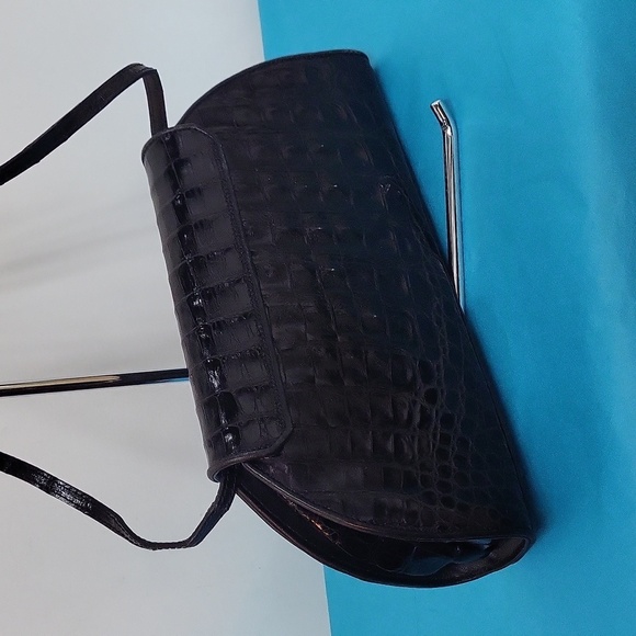 Susan Gail Shoulder Bag - Picture 6 of 14